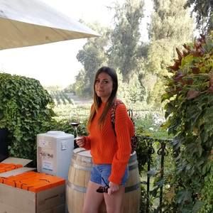 Meet your Posher, Claudine